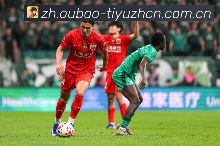 郑钦文逆转取胜迎女子网球一零零零罗马站开门红首胜赛场观察:最新赛事动态与深度分析 郑钦文逆转取胜迎女子网球一零零零罗马站开门红首胜赛场观察:最新赛事动态与深度分析